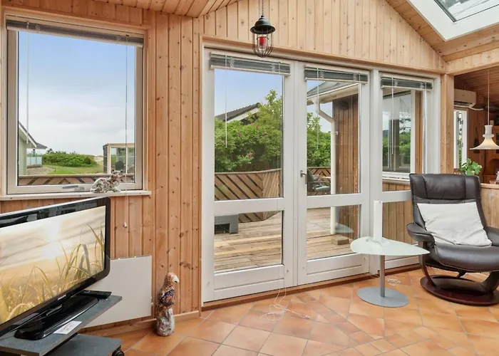 Ferienhaus Saija - 100m From The Sea By Interhome